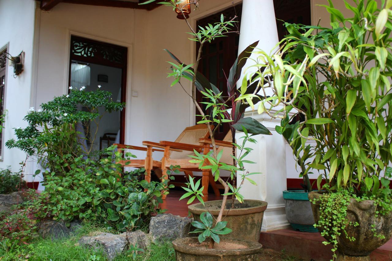 Sigiriya Lahiru Homestay Extérieur photo