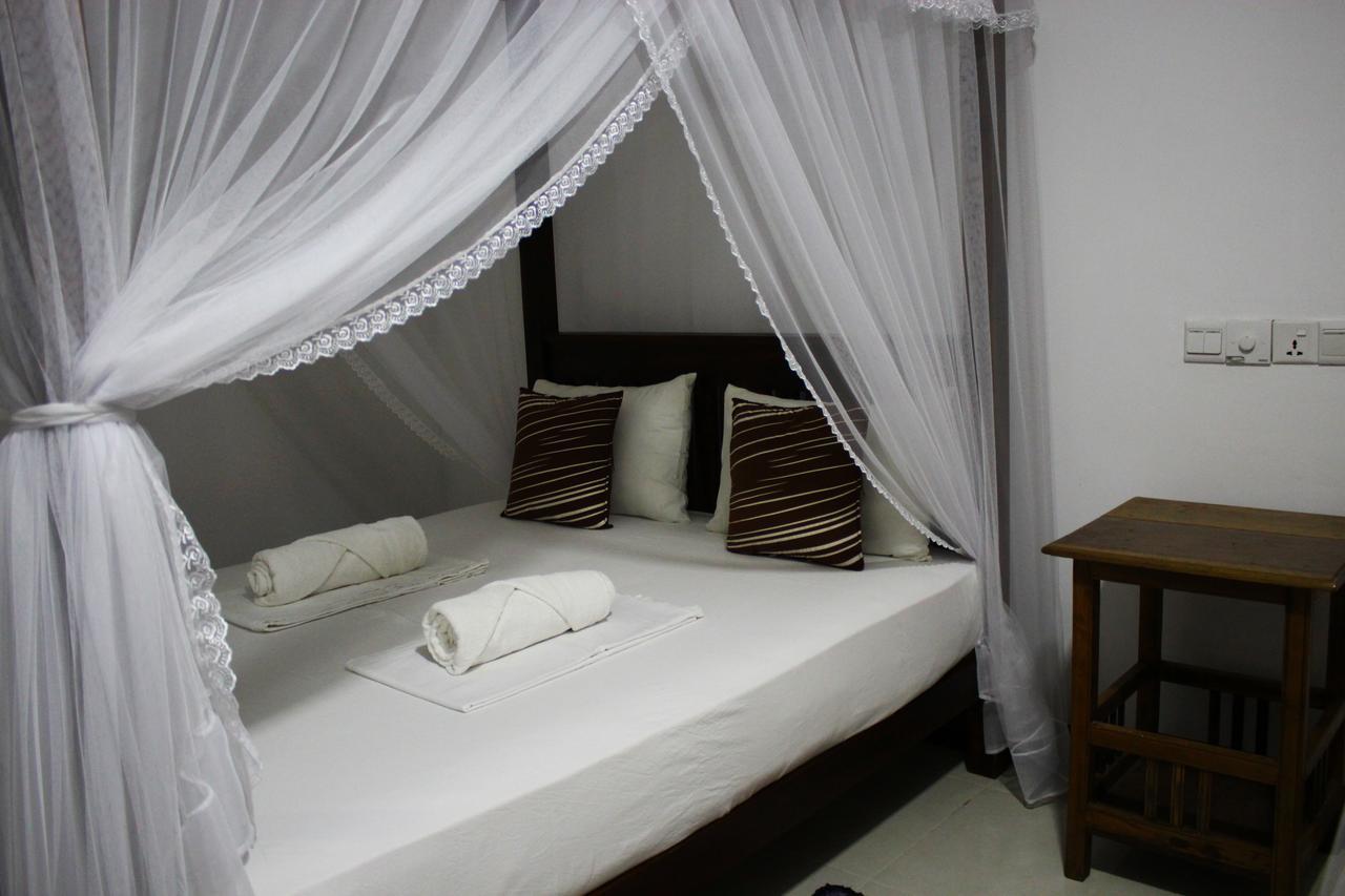 Sigiriya Lahiru Homestay Extérieur photo