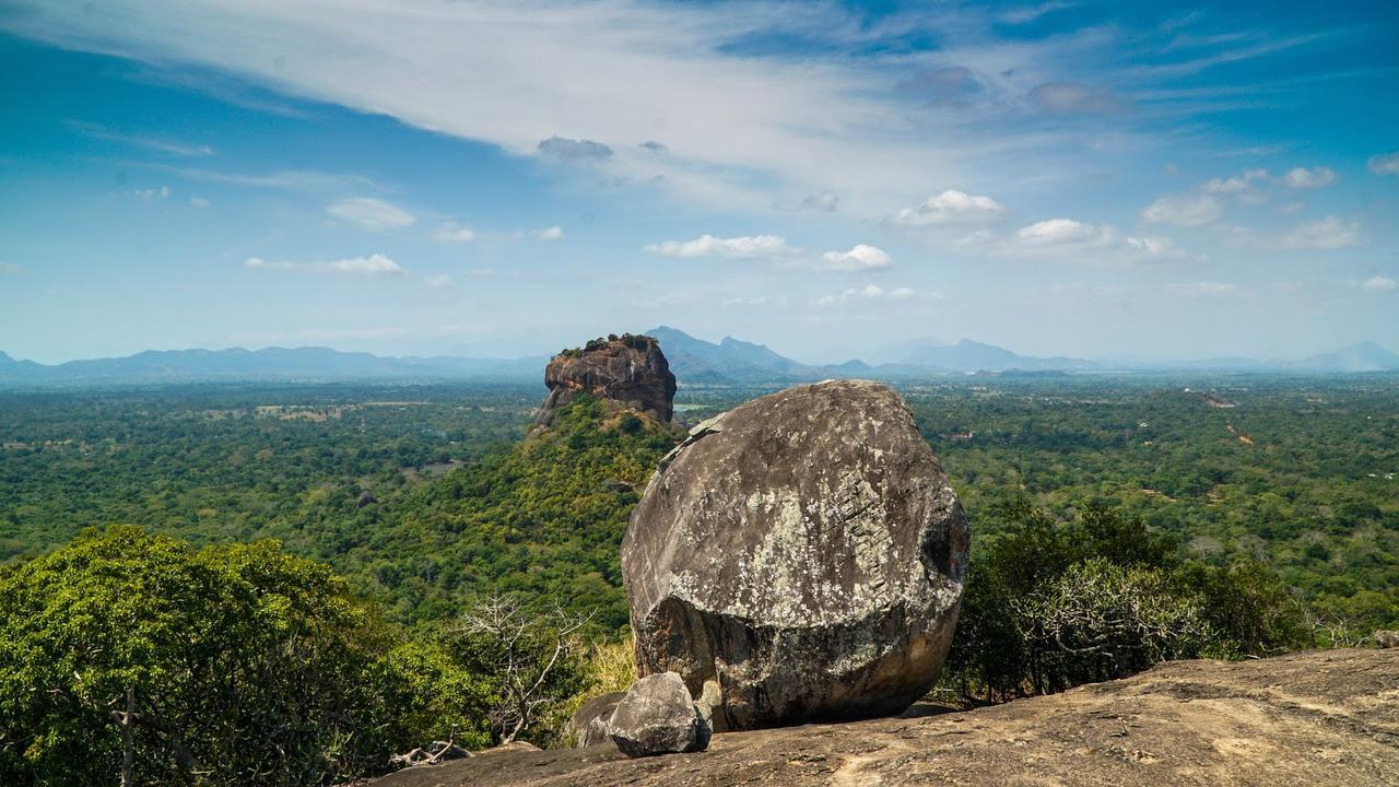 Sigiriya Lahiru Homestay Extérieur photo
